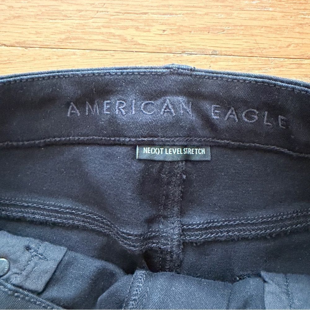 American Eagle Curvy Hi-Rise Shortie Black Denim Shorts Size 12 - Picture 3 of 8